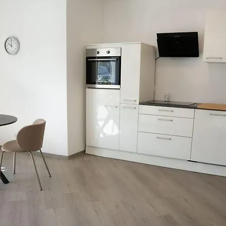 Jola Apartment *